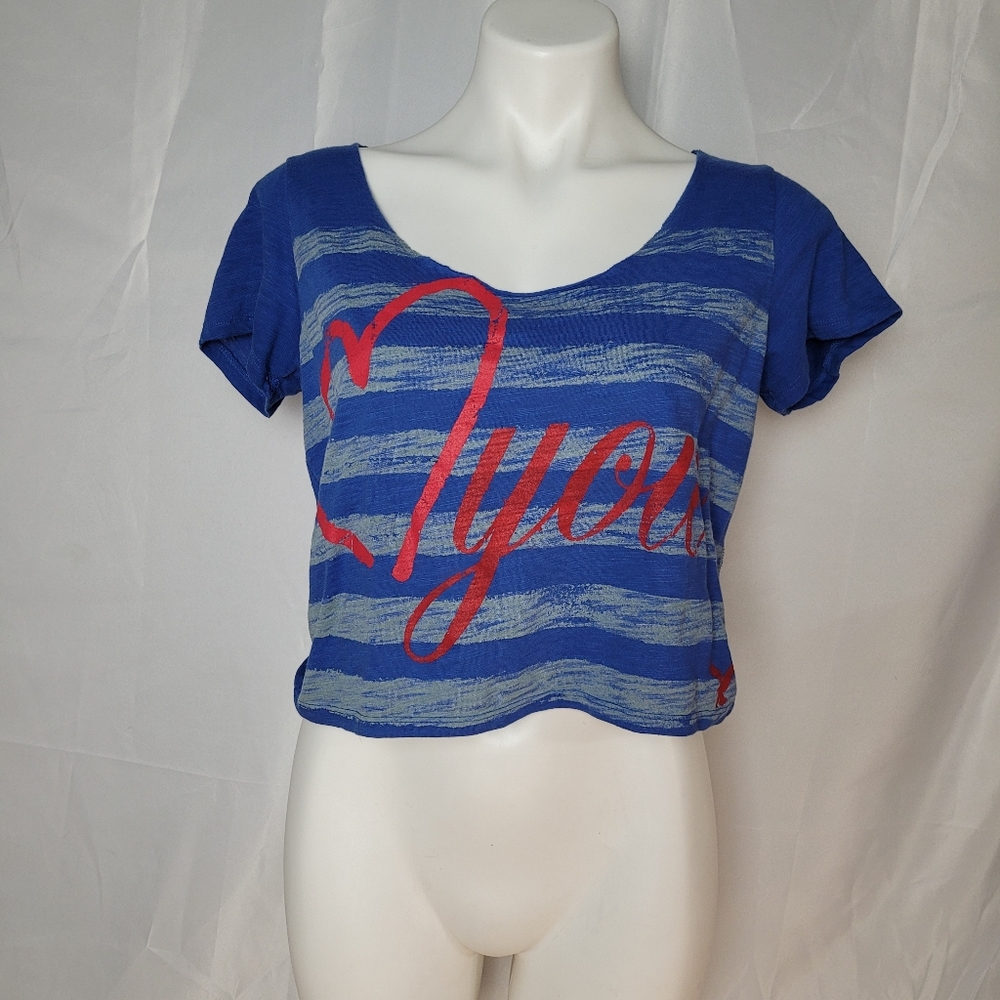AE love you crop top